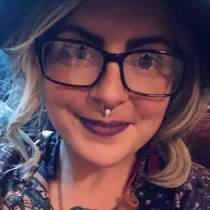 Meet your Posher, Candace